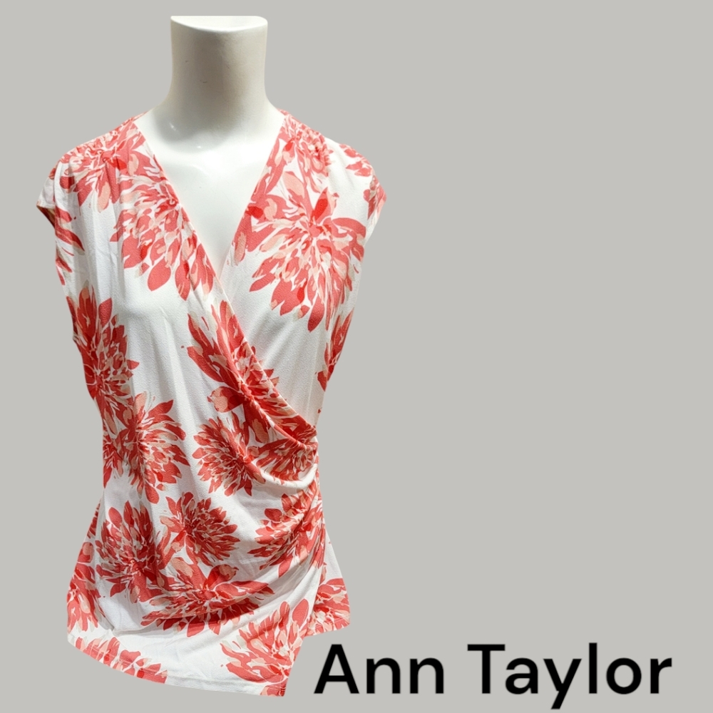 Ann Taylor Sleeveless Surplice V-Neck Top